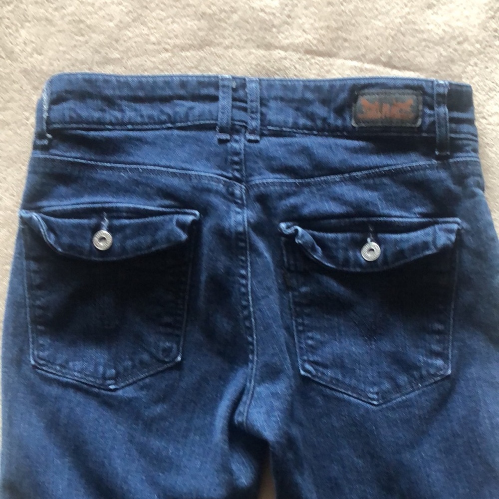 Levi’s Mid Rise Skinny Jeans - Picture 5 of 7